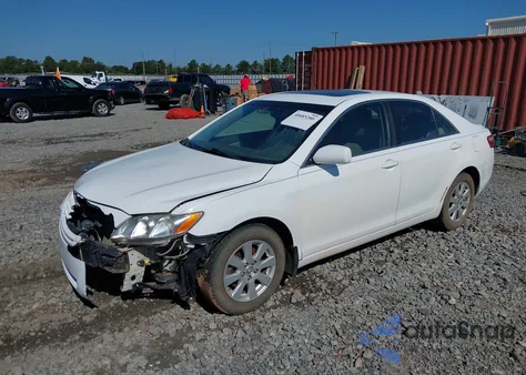 2009 Toyota Camry Xle z USA, uszkodzony, nr VIN 4T1BE46KX9U909875